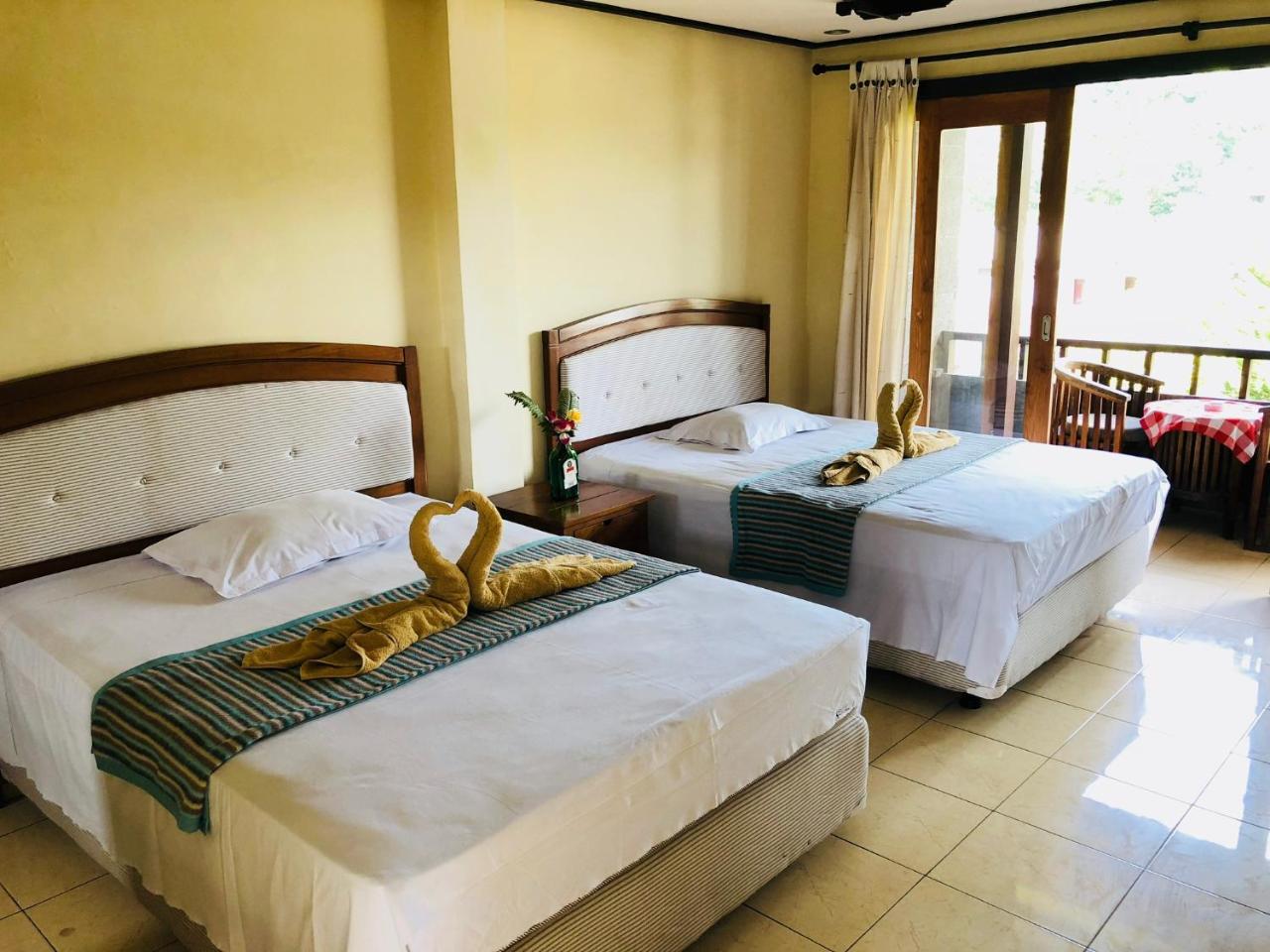 Padangbai Beach Inn Buitenkant foto